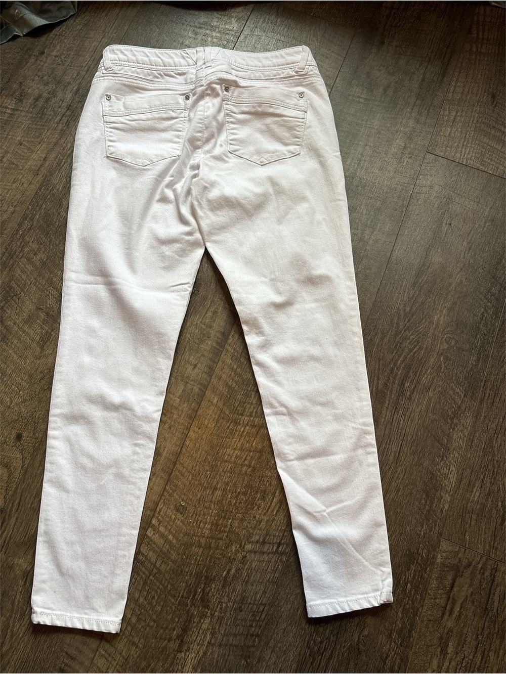 Democracy White High-Rise Skinny Jeans - Picture 4 of 6